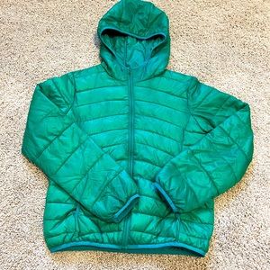 Women’s lightweight puffer jacket, sz large.  Runs small!